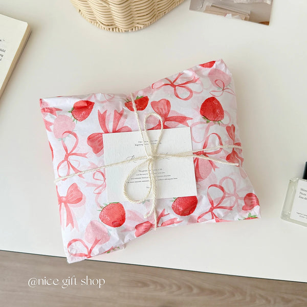 Strawberry Bow Gift Wrap
